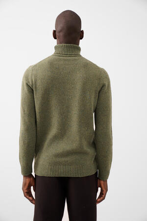 Dolcevita in lana bottonata MAIN - Ferrante | img vers.300x/